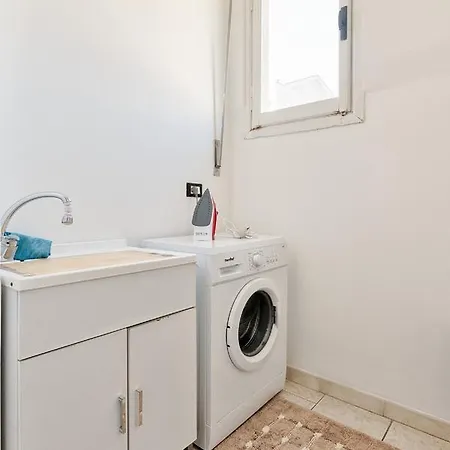 Adiacenze Ospedale Molinette *